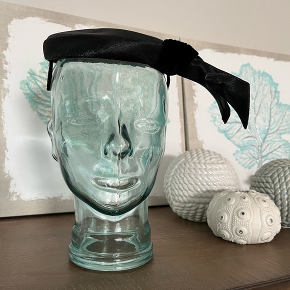 Gardner Black Peau de Soie & Velvet Vintage 40s Hat - Picture 2 of 7